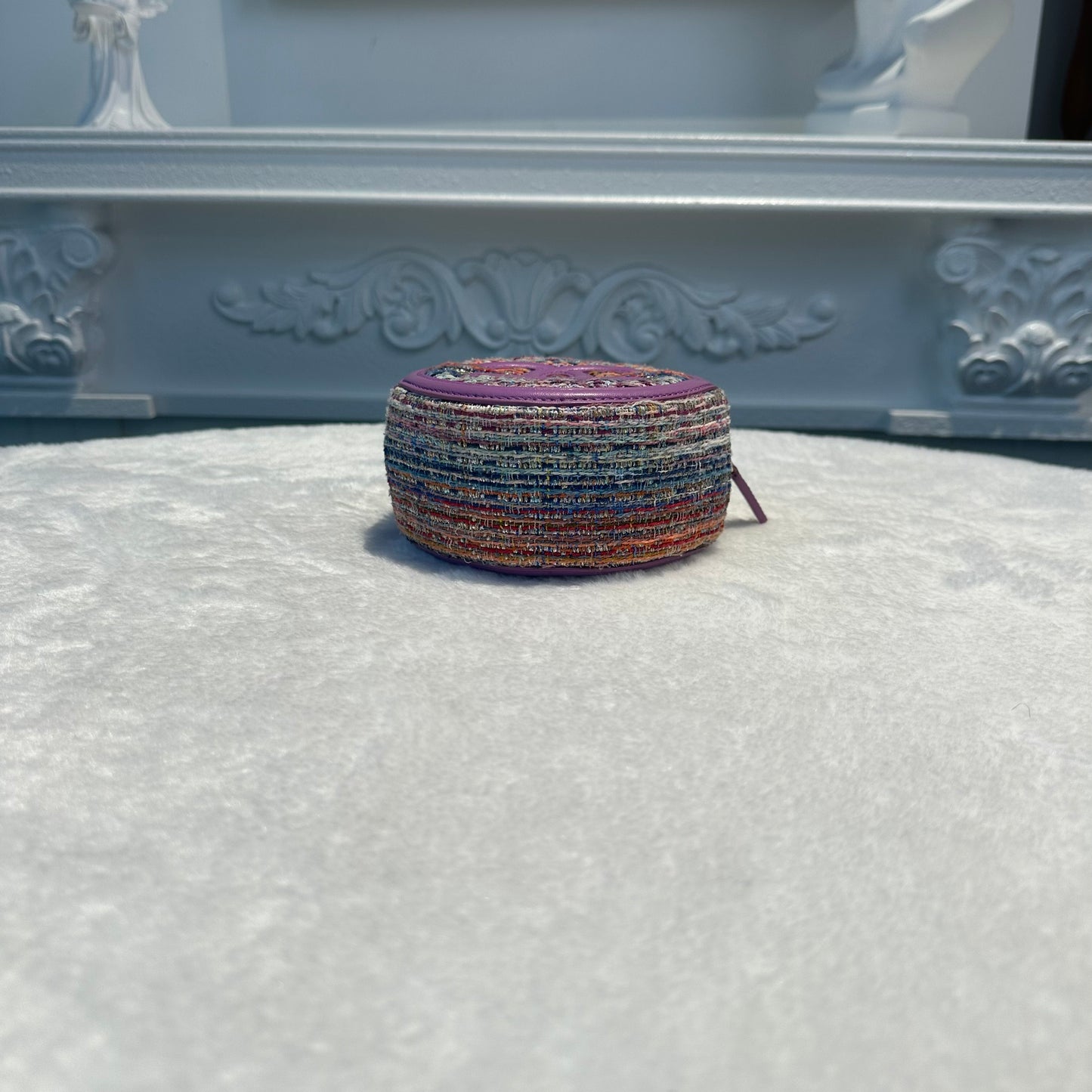 【#260】Pre-owned Chanel Round Coin Purse Multicolor Tweed with Purple Leather Trim & Gold-Tone Hardware