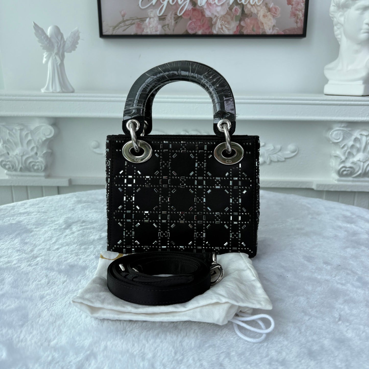 【#151】Pre-owned Dior Lady Dior Mini Black Cannage Satin Silver Hardware Shoulder Bag HZ251101018