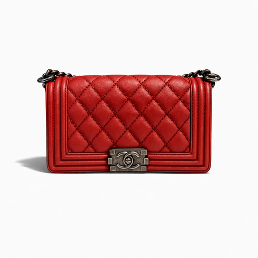 【#255】Pre-owned Chanel Small Boy Bag Red Quilted Lambskin Leather with Ruthenium Hardware