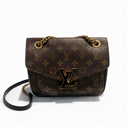 【#264】Pre-owned Louis Vuitton Passy Bag Monogram Canvas with Gold-Tone Hardware