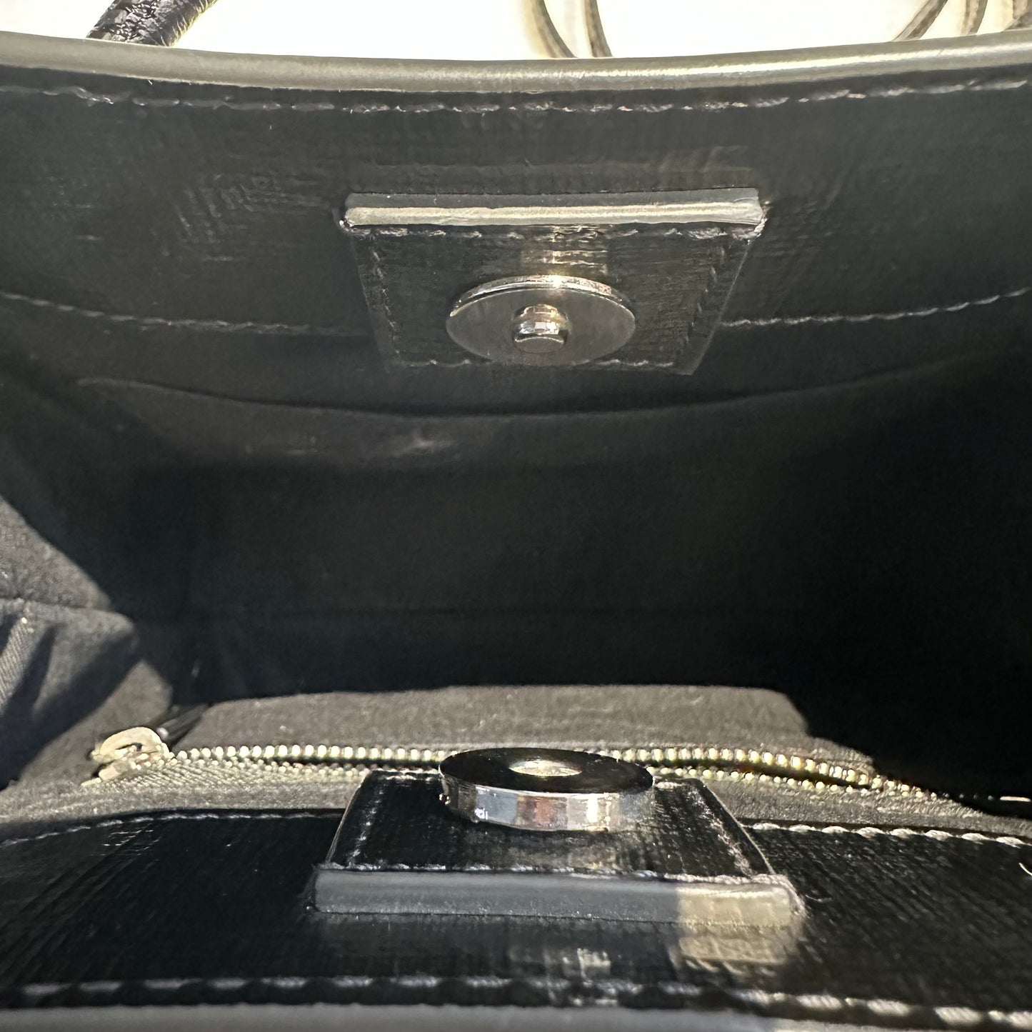 【#244】Pre-owned Balenciaga Hourglass Small Bag White Calfskin Leather with Silver-Tone Hardware