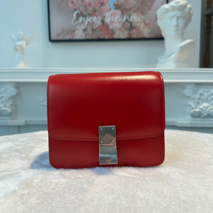 【#262】Pre-owned Celine Medium Classic Box Bag Red Smooth Calfskin Leather with Silver-Tone Hardware