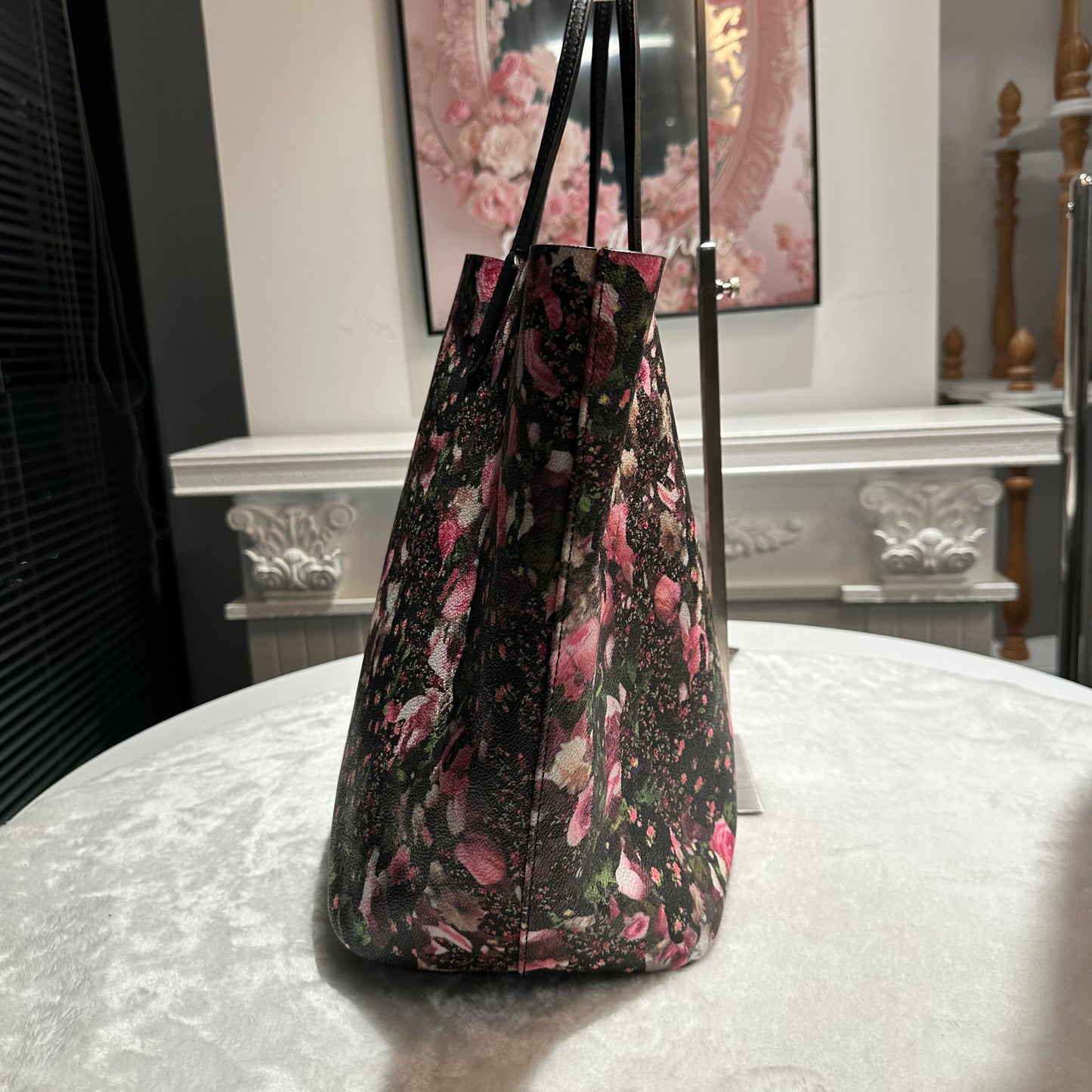 【#246】Pre-owned Givenchy 4G Large Tote Bag Floral Print Nylon