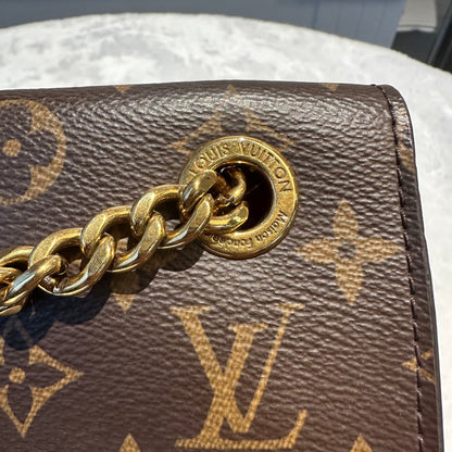 【#264】Pre-owned Louis Vuitton Passy Bag Monogram Canvas with Gold-Tone Hardware