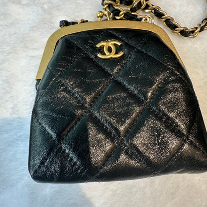 【#251】Pre-owned Chanel Kiss Lock Coin Purse & Mini Pouch Set Quilted Leather with Mixed Hardware