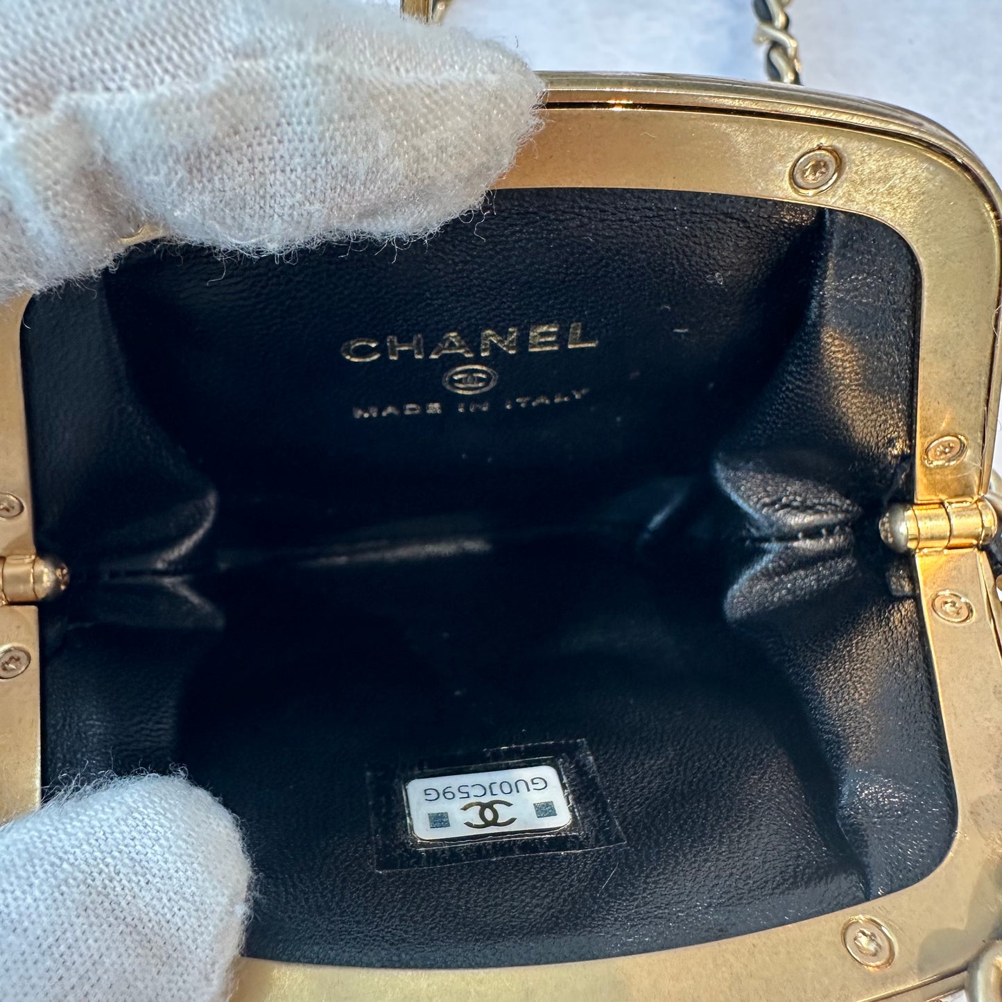 【#251】Pre-owned Chanel Kiss Lock Coin Purse & Mini Pouch Set Quilted Leather with Mixed Hardware