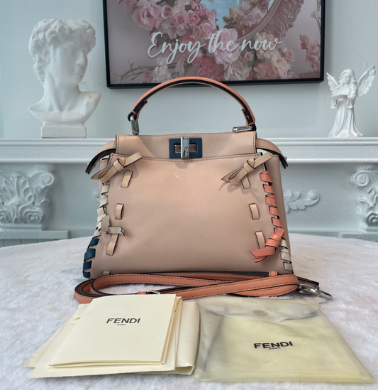 【#114】Pre-owned FENDI Peekaboo Small