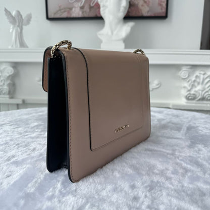 【#003】Pre-owned BVLGARI Serpenti Forever Small Beige Smooth Calfskin Studded Shoulder Bag HZ2511010&&