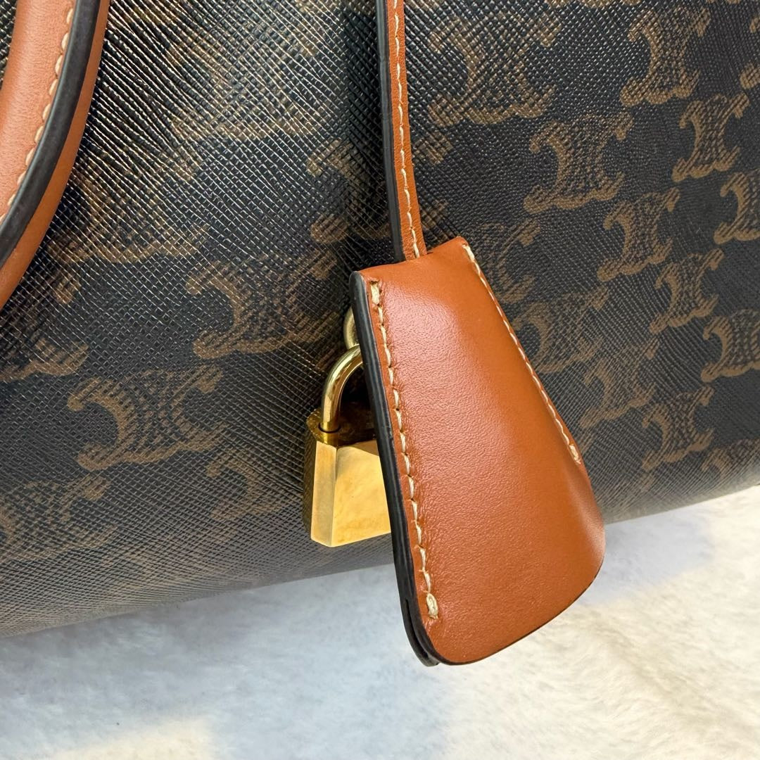 【#284】Pre-owned Celine Horizontal Cabas Tote Bag Triomphe Coated Canvas in Brown with Tan Leather Trim
