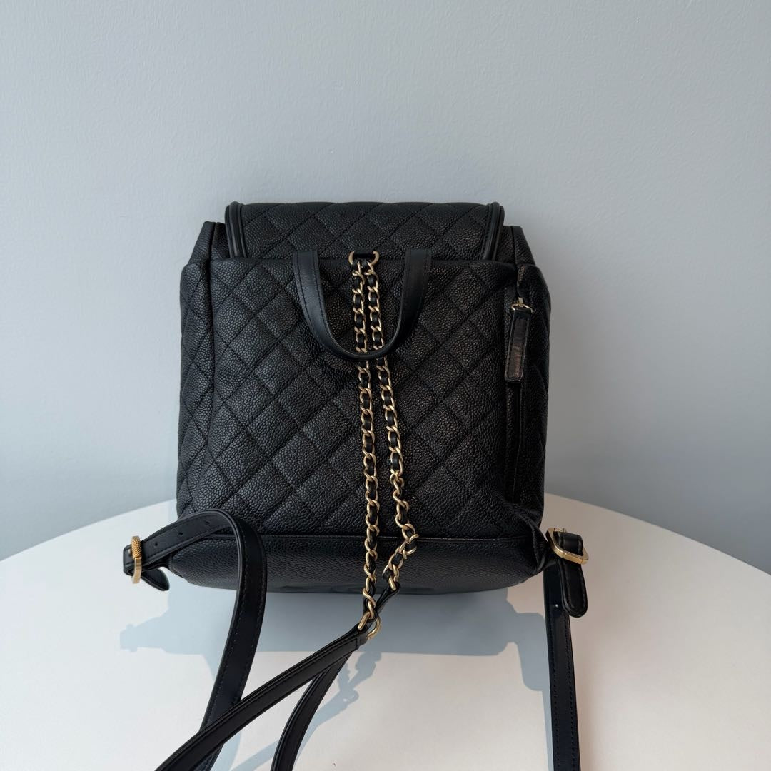 【#035】Pre-owned Chanel Filigree Backpack Small Black  Calfskin Backpack HZ250711019