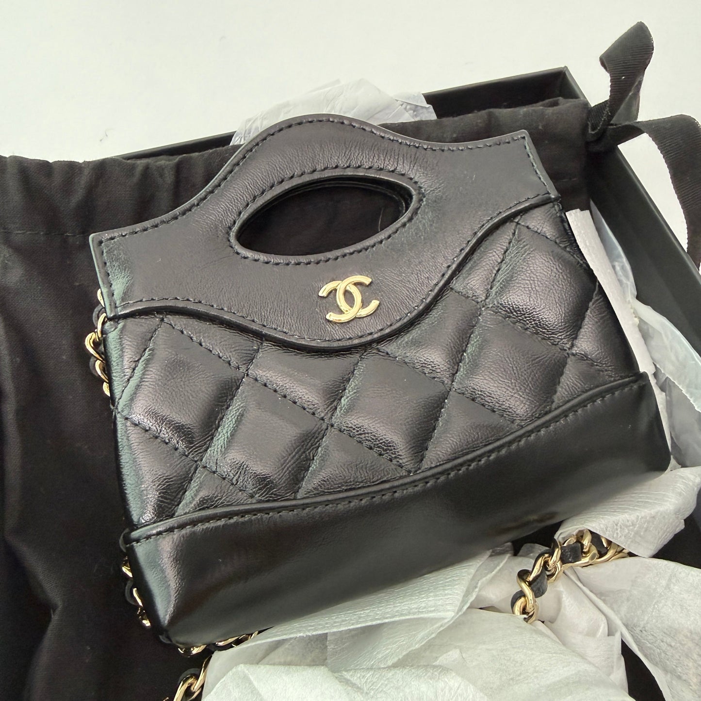 【#027】Pre-owned Chanel mini 2.55 Reissue Black Caviar Leather Shoulder Bag HZ2511060&&