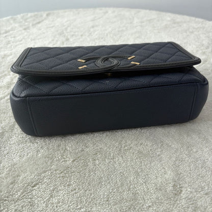 【#023】Pre-owned Chanel Mademoiselle Medium Navy Blue & Black Grained Caviar Leather Shoulder Bag HZ251204018