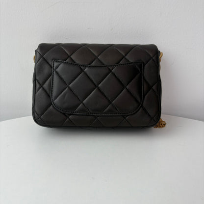【#039】Pre-owned Chanel Mini Classic Flap Black Lambskin Shoulder Bag HZ2507150MC