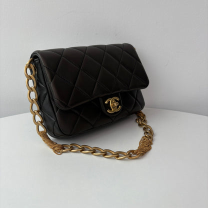 【#039】Pre-owned Chanel Mini Classic Flap Black Lambskin Shoulder Bag HZ2507150MC