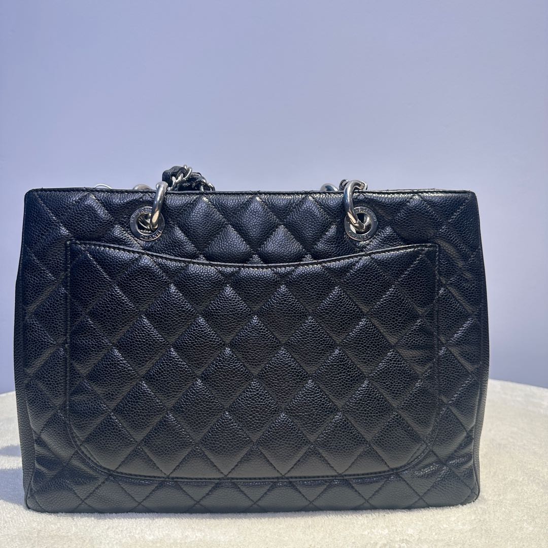 【#041】Pre-owned Chanel Medium 19 Bag Black Caviar Leather Shoulder Bag HZ250422011