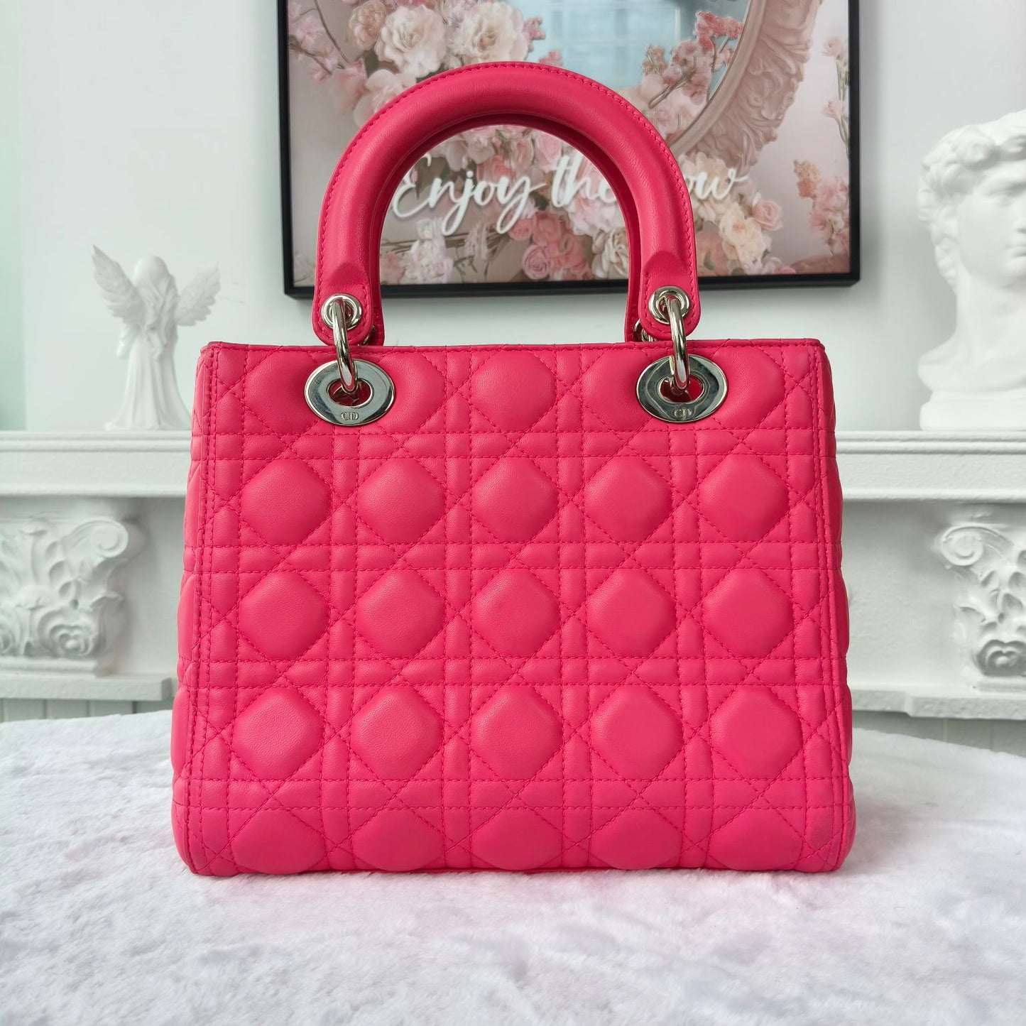 【#135】Pre-owned Dior Lady Dior Medium Hot Pink Lambskin with Silver Charm Shoulder Bag HZ260306&&