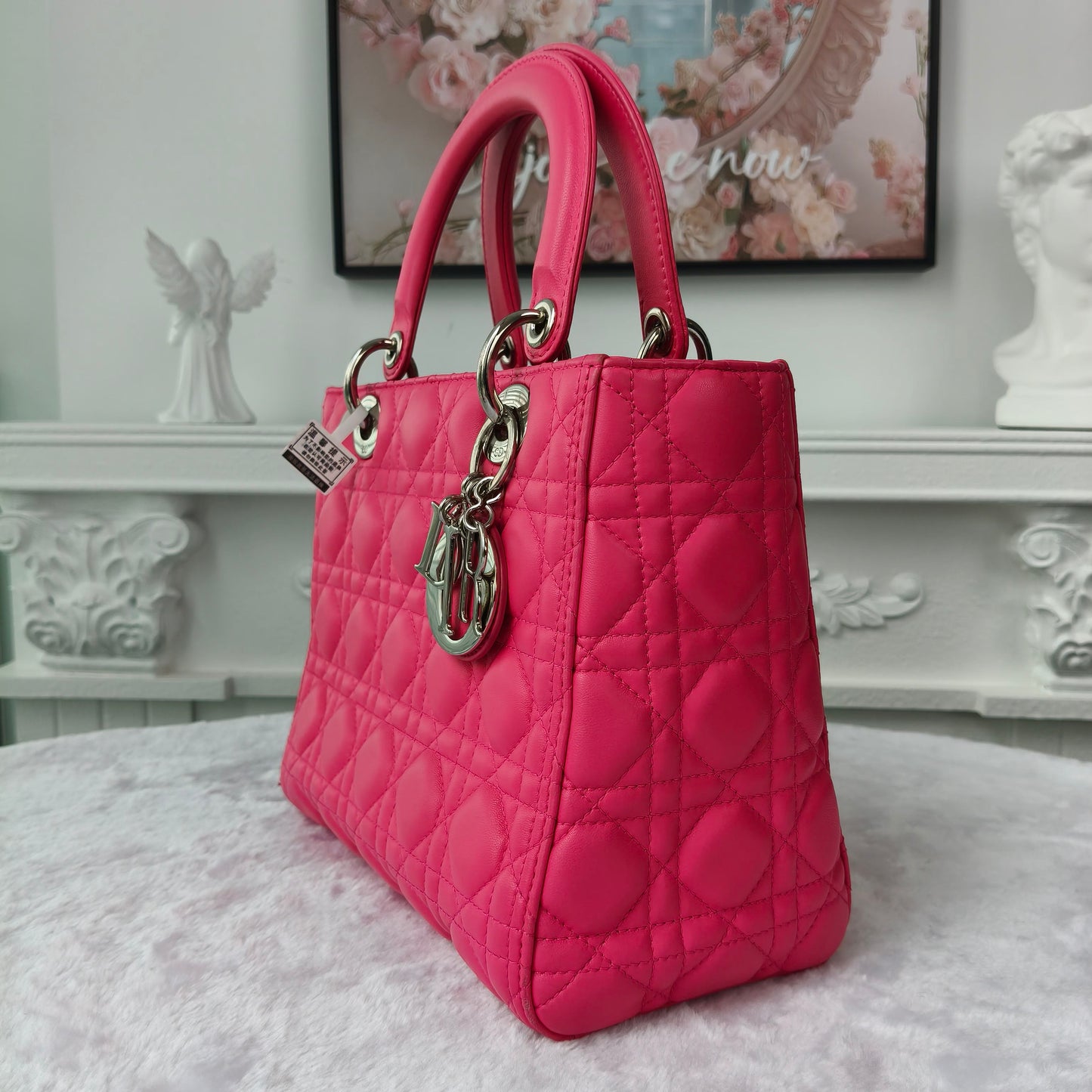 【#135】Pre-owned Dior Lady Dior Medium Hot Pink Lambskin with Silver Charm Shoulder Bag HZ260306&&
