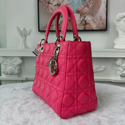 【#135】Pre-owned Dior Lady Dior Medium Hot Pink Lambskin with Silver Charm Shoulder Bag HZ260306&&