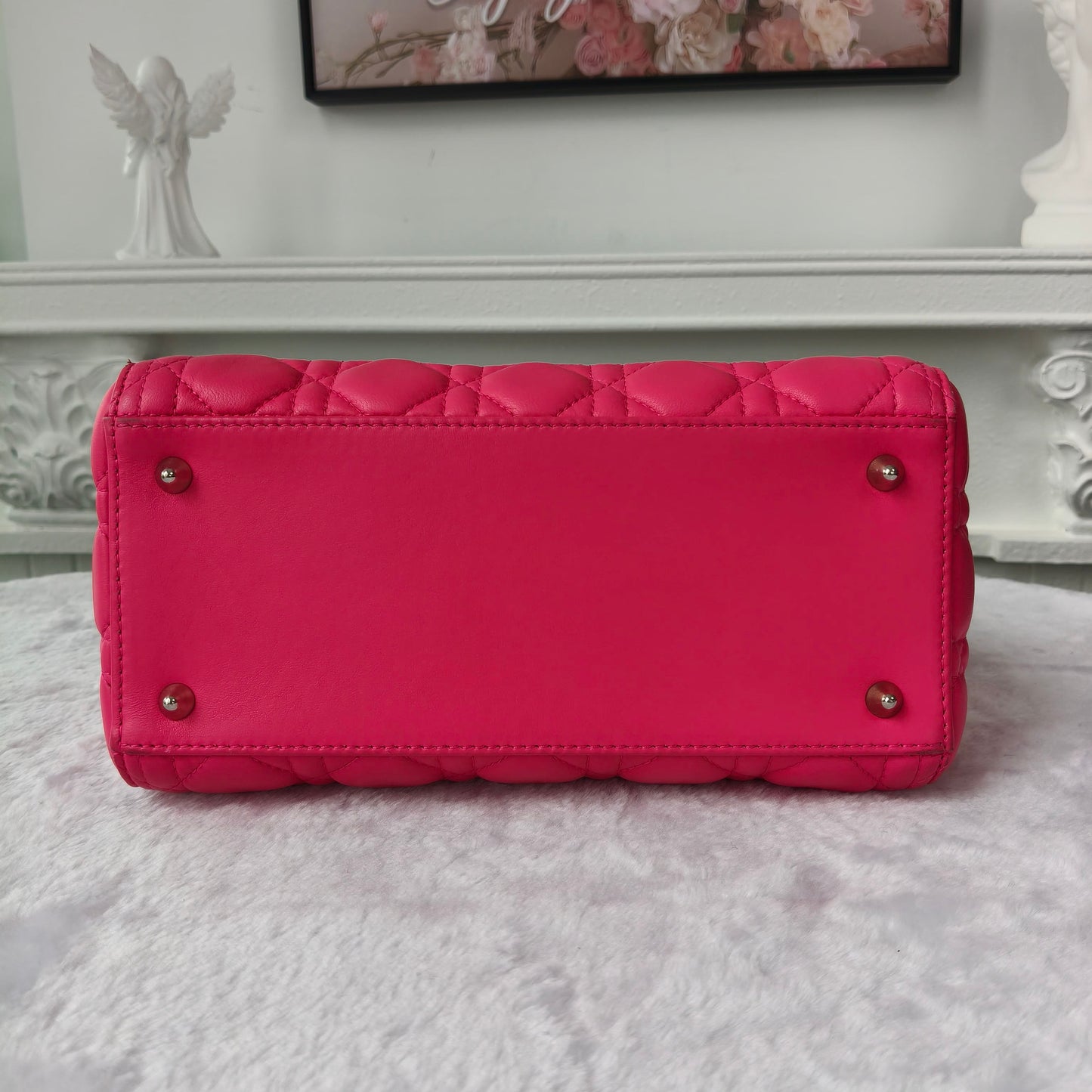 【#135】Pre-owned Dior Lady Dior Medium Hot Pink Lambskin with Silver Charm Shoulder Bag HZ260306&&