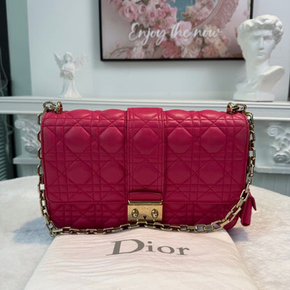 【#283】Pre-owned Dior Promenade Medium Chain Bag Cannage Quilted Leather in Fuchsia Pink with Gold-Tone Hardware