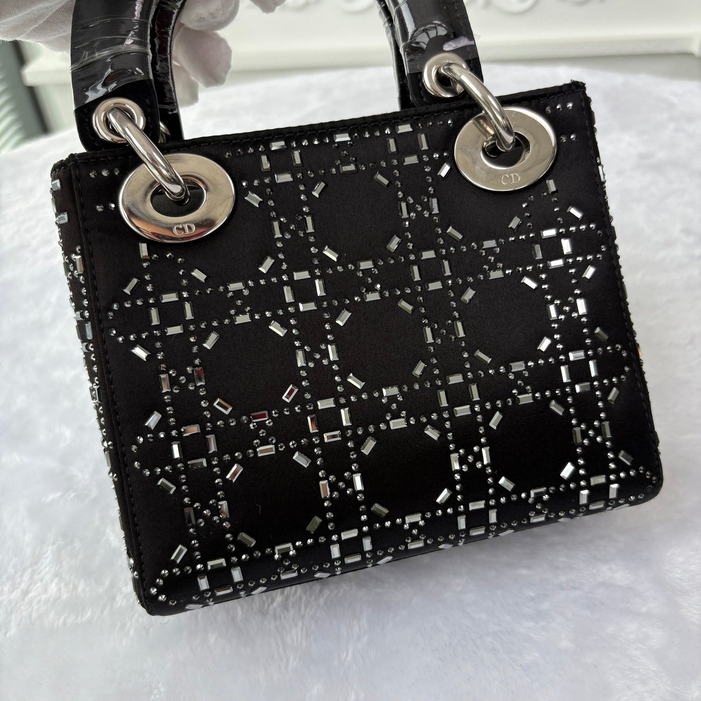 【#151】Pre-owned Dior Lady Dior Mini Black Cannage Satin Silver Hardware Shoulder Bag HZ251101018
