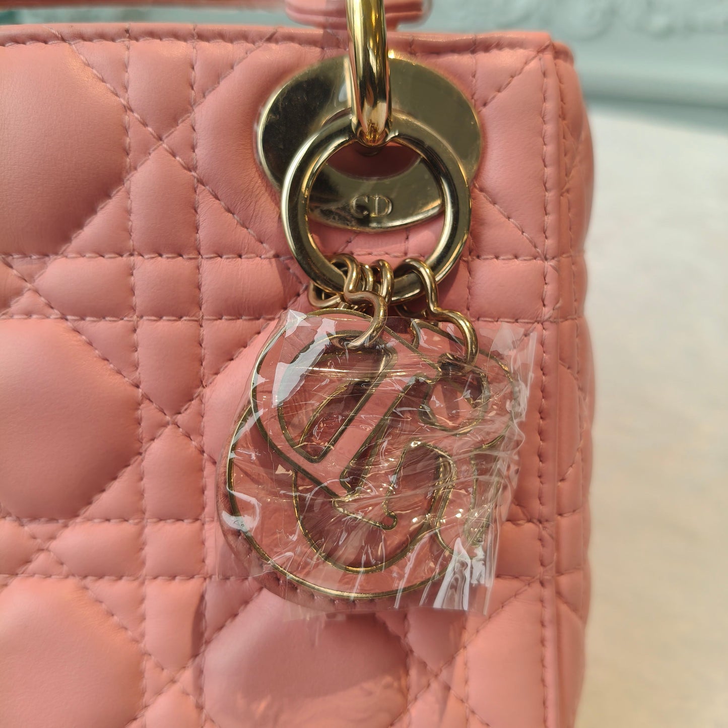 【#286】Pre-owned Dior Mini Lady Dior Bag Cannage Quilted Leather in Blush Pink with Gold-Tone Hardware
