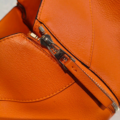 【#110】Pre-owned Loewe Anton Small Orange Calfskin Crossbody Bag HZ260119016
