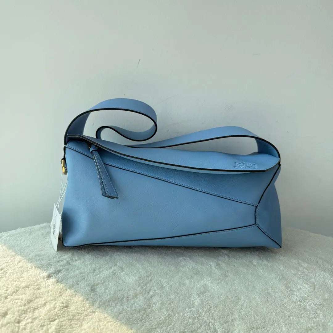 【#104】Pre-owned Loewe Puzzle Hobo Blue Calfskin Hobo HZ251218022