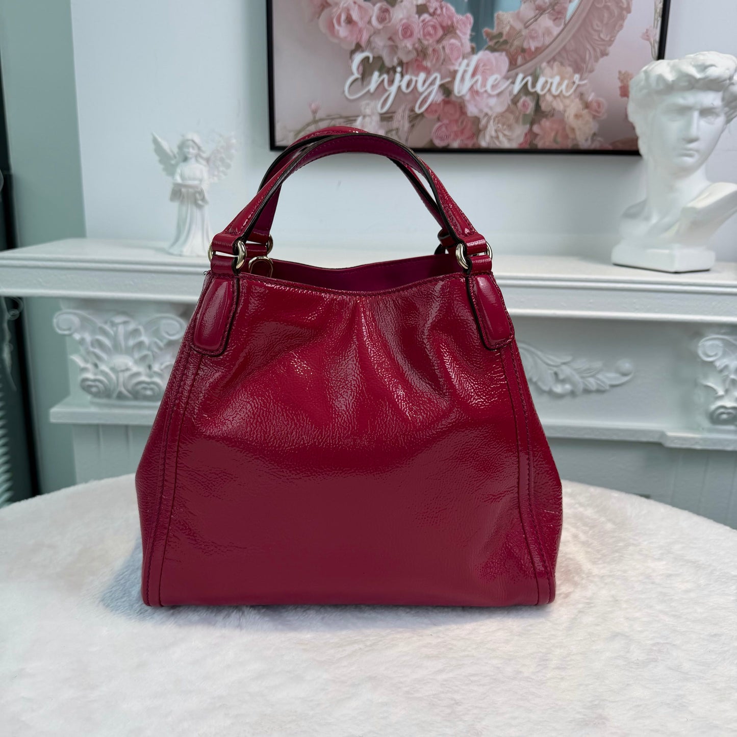 【#281】Pre-owned Gucci Soho Medium Tote Bag Patent Leather in Fuchsia Pink with Light Gold-Tone Hardware