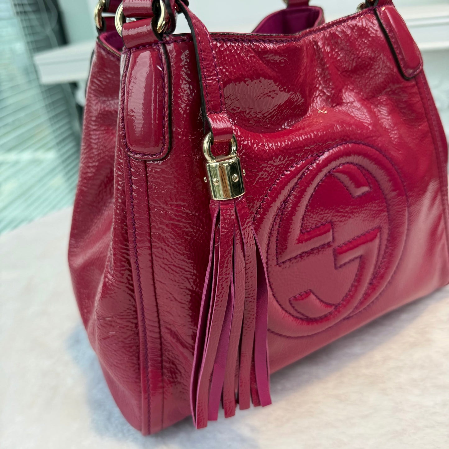 【#281】Pre-owned Gucci Soho Medium Tote Bag Patent Leather in Fuchsia Pink with Light Gold-Tone Hardware