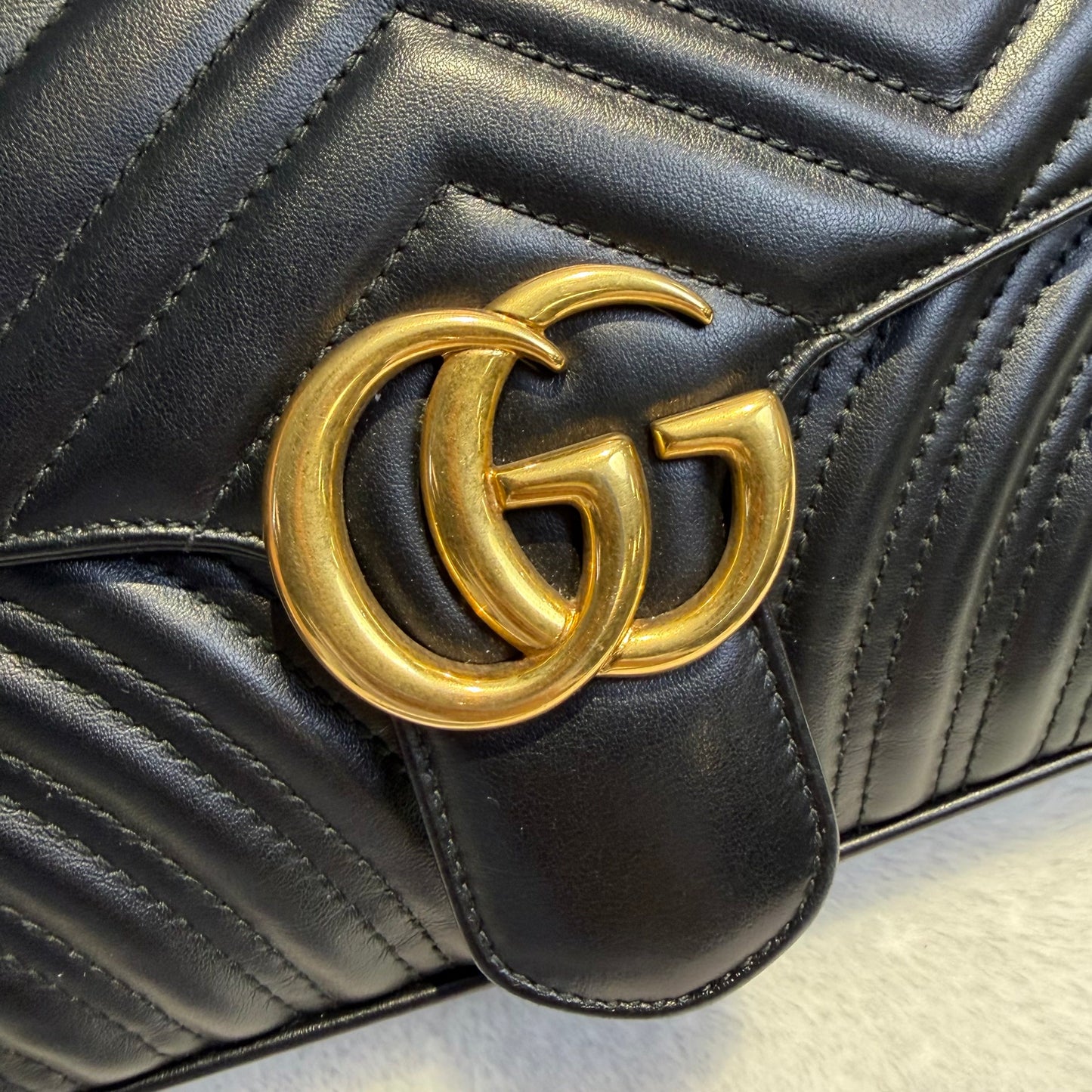 【#184】Pre-owned GUCCI Marmont Medium 26cm Black Matelassé Calfskin Leather Chain Shoulder Bag