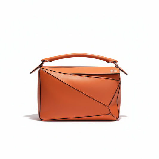 【#106】Pre-owned Loewe Puzzle Medium Orange Calfskin Crossbody bag HZ251225