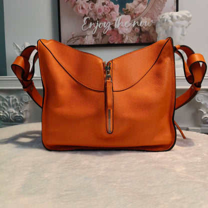 【#110】Pre-owned Loewe Anton Small Orange Calfskin Crossbody Bag HZ260119016