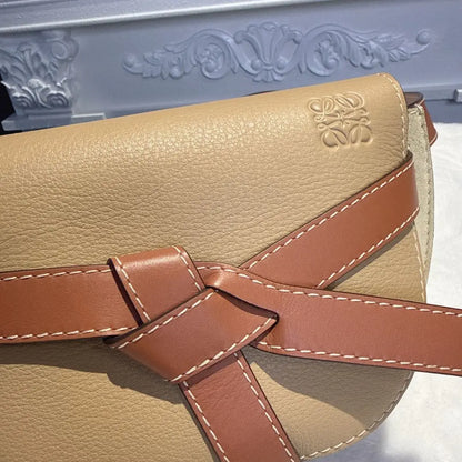 【#109】Pre-owned Loewe Gate Mini Brown Calfskin Bumbag HZ251225019