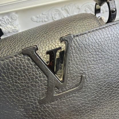 【#064】Pre-owned Louis Vuitton Capucines MM Black Noir Taurillon Leather Top Handle Bag