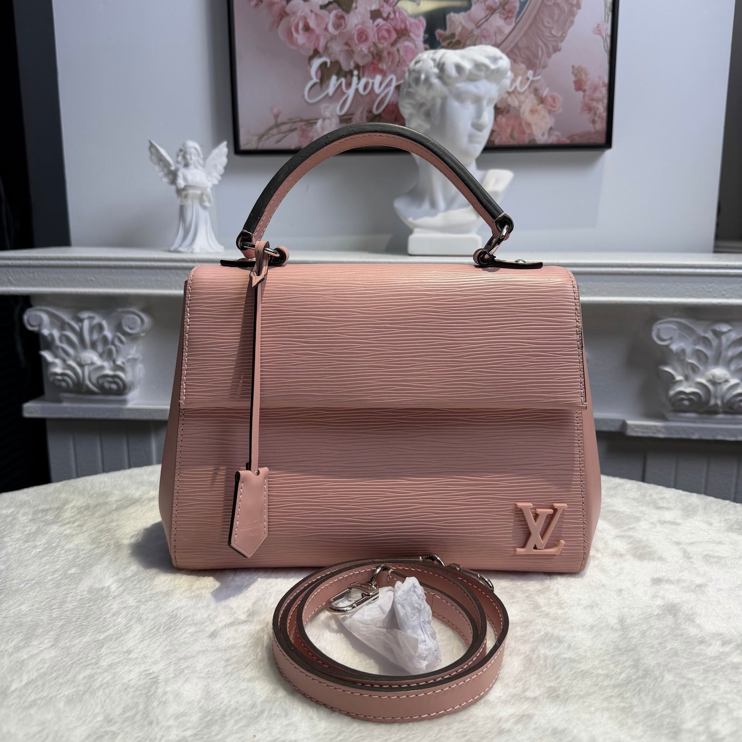 【#053】Pre-owned Louis Vuitton Cluny BB Pink Epi Leather Top Handle Bag