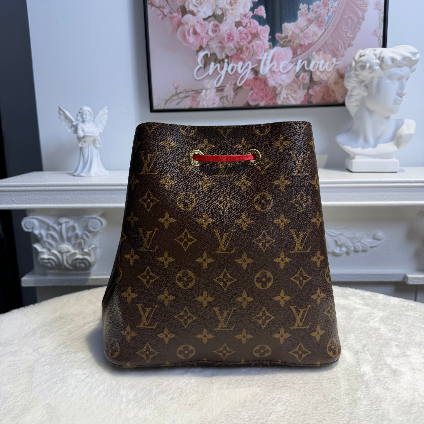 【#060】deposit。Pre-owned Louis Vuitton Néonoé MM Monogram Canvas Coquelicot Red Leather Bucket BagHZ2601310&&