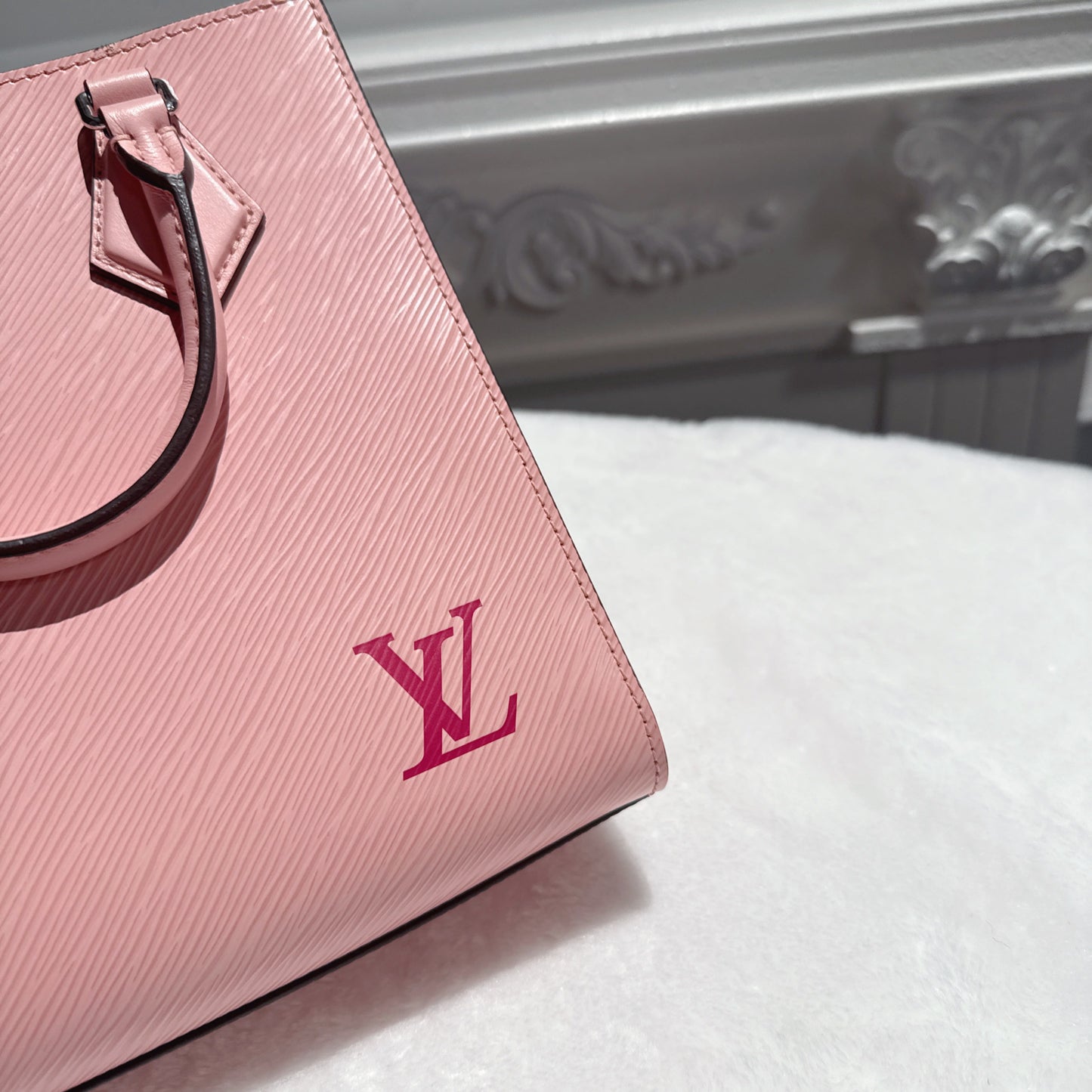 【#069】Pre-owned Louis Vuitton Petit Sac Plat Rose Ballerine Epi Leather Mini Tote Bag