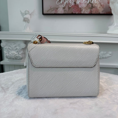 【#276】Pre-owned Louis Vuitton Twist MM Bag Epi Leather in White with Gold-Tone Hardware & Floral Bag Charm