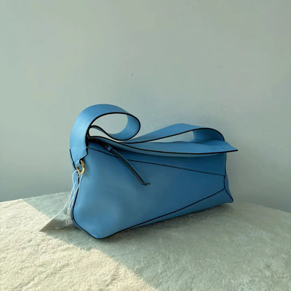 【#104】Pre-owned Loewe Puzzle Hobo Blue Calfskin Hobo HZ251218022