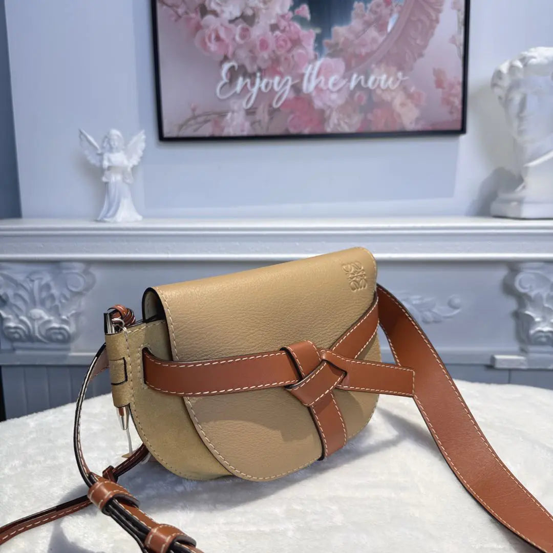 【#109】Pre-owned Loewe Gate Mini Brown Calfskin Bumbag HZ251225019