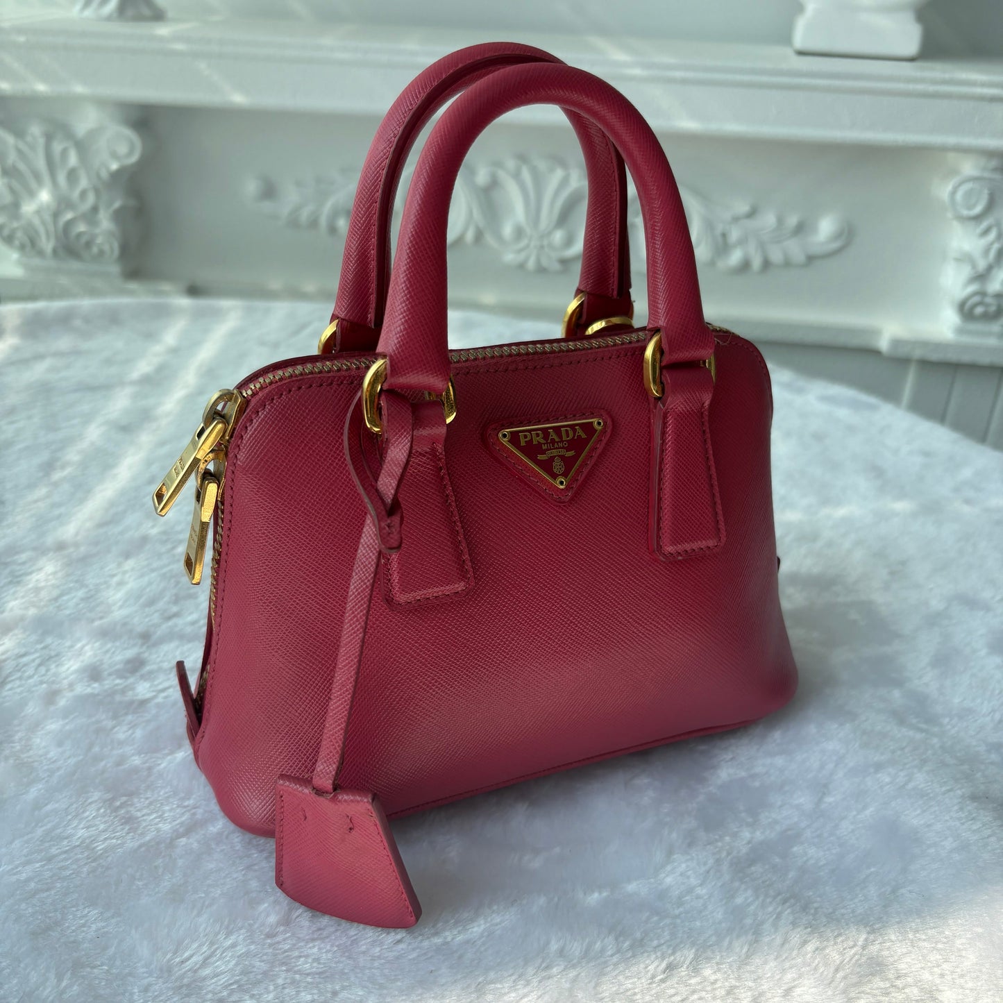 【#166】Pre-owned PRADA Promenade Mini Vibrant Pink Saffiano Leather Gold Hardware Shoulder Bag HZ260124&&