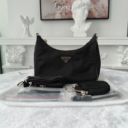 【#163】Pre-owned PRADA Re-Edition Mini Black Nylon and Calfskin Crossbody Bag HZ260304&&
