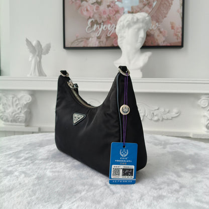 【#163】Pre-owned PRADA Re-Edition Mini Black Nylon and Calfskin Crossbody Bag HZ260304&&