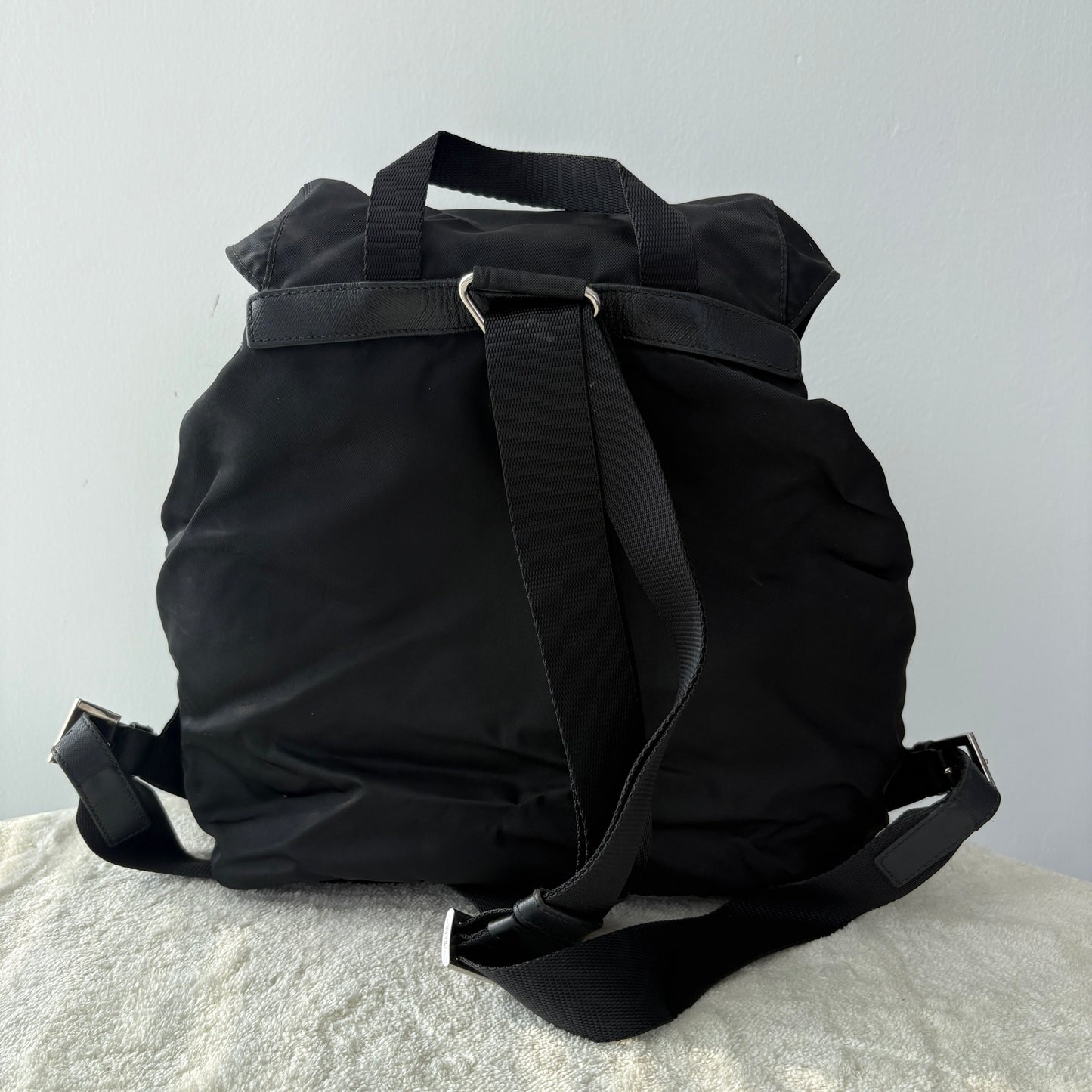 【#170】Pre-owned PRADA Vela Small Black Nylon Backpack HZ251203&&