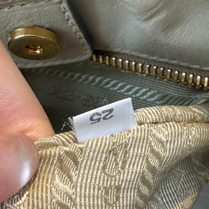 【#280】Pre-owned Prada Medium Ruched Leather Handbag in Beige with Gold-Tone Hardware