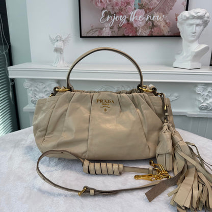 【#280】Pre-owned Prada Medium Ruched Leather Handbag in Beige with Gold-Tone Hardware