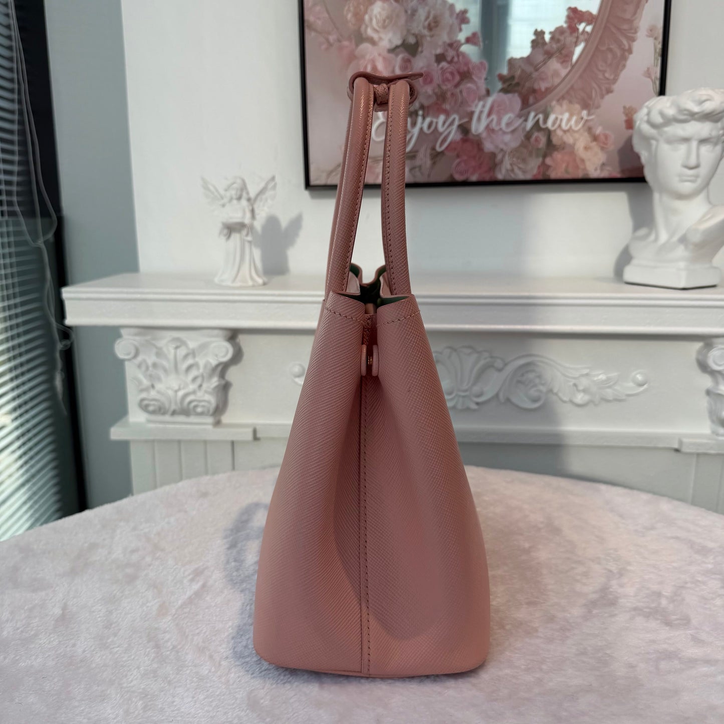 【#274】Pre-owned Prada Medium Open Tote Bag Saffiano Leather in Blush Pink with Contrast Green Lining