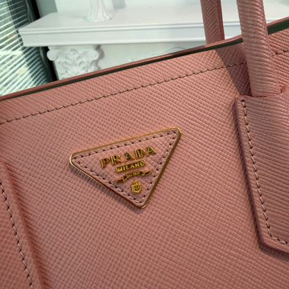 【#274】Pre-owned Prada Medium Open Tote Bag Saffiano Leather in Blush Pink with Contrast Green Lining