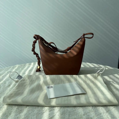【#103】Pre-owned Loewe Hammock Mini Brown Calfskin Hobo HZ251129023